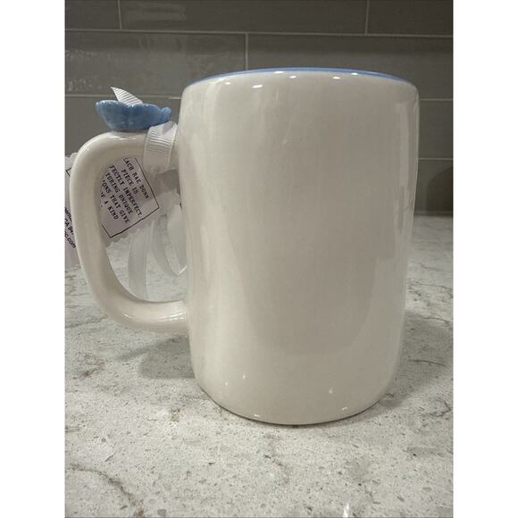 MIMI Blue Daisy Flowers Rae Dunn 19oz Mug Mother’s Day Mom Grandma NEW Dasies - Picture 5 of 5